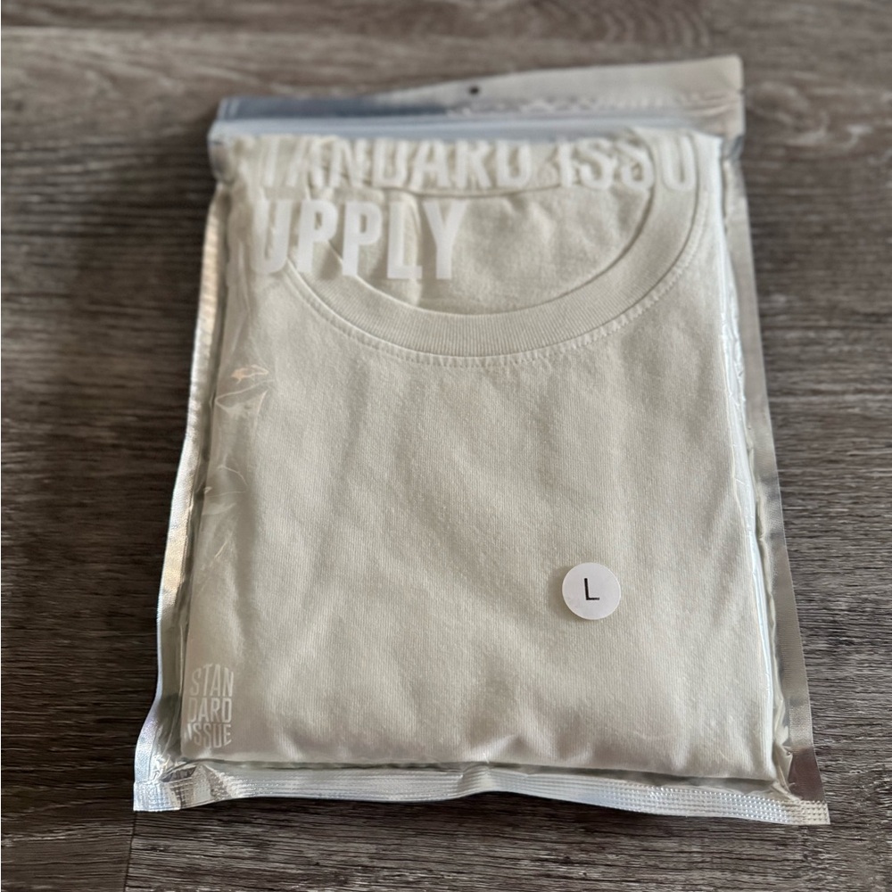 Standard Issue Men's Short Sleeve Tee - White NWT - Picture 2 of 5